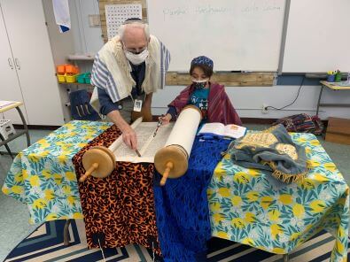 rimonim torah reading- smaller.JPG