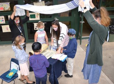 siddur presentation- smaller.JPG